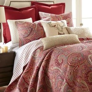 Spruce Red Reversible King/Cal King Quilt Set